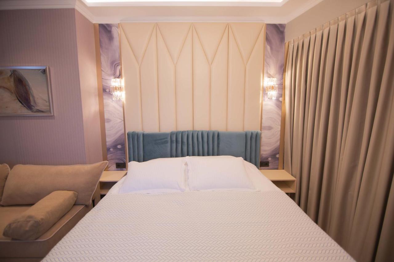 Sky View Hotel 科尔察 外观 照片