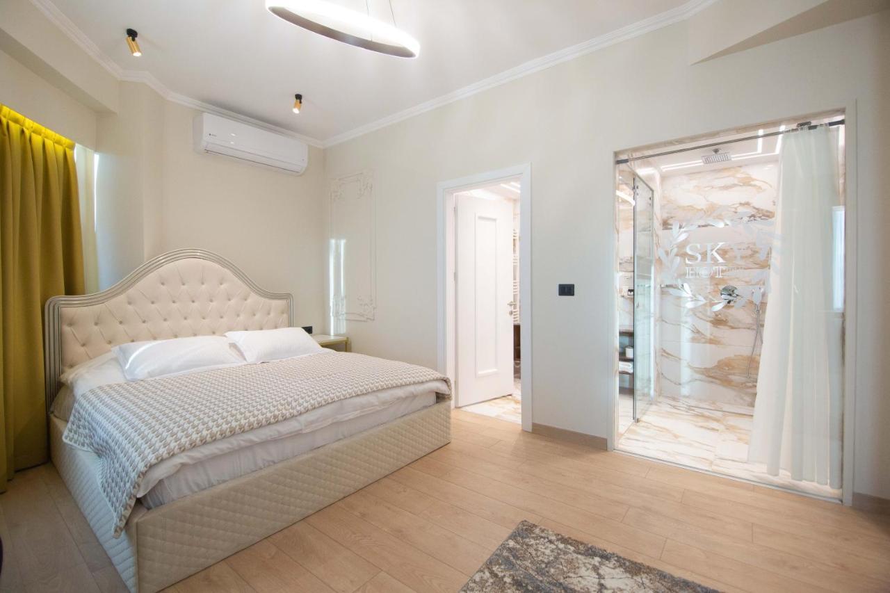 Sky View Hotel 科尔察 外观 照片