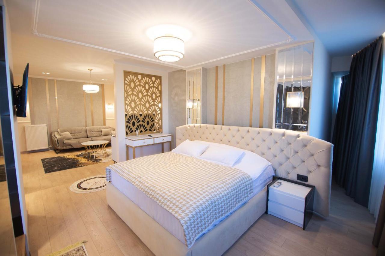 Sky View Hotel 科尔察 外观 照片