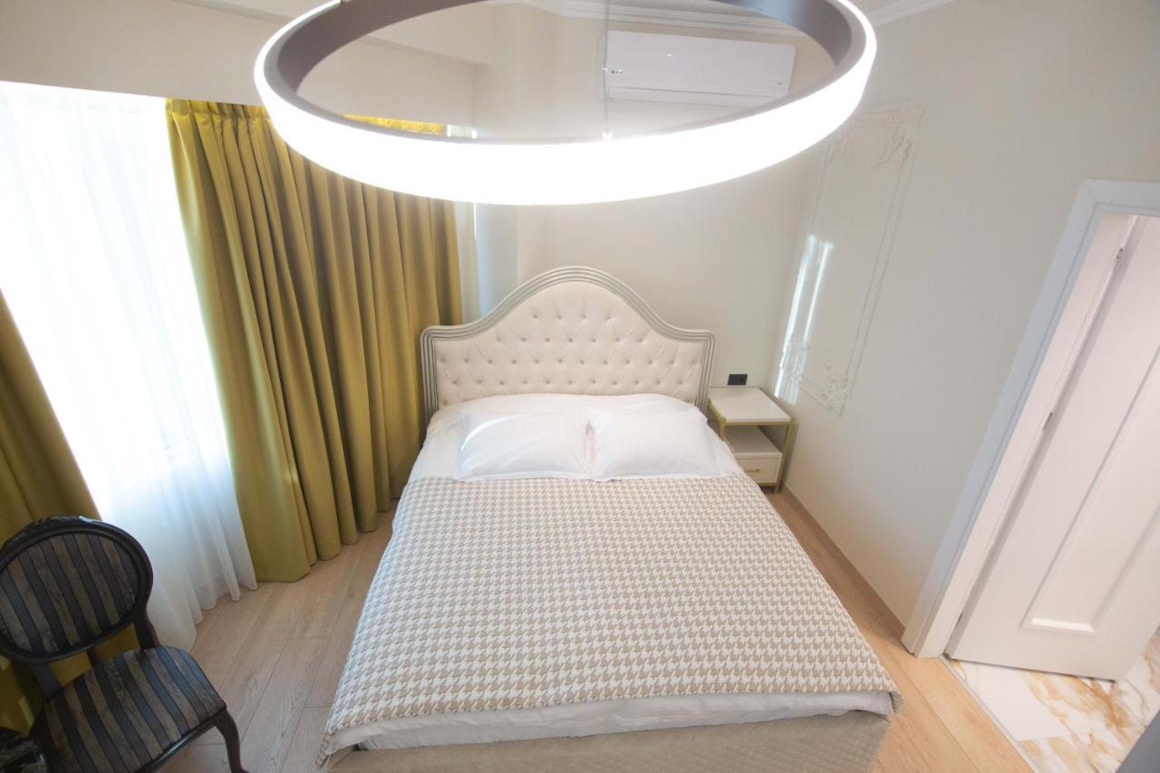 Sky View Hotel 科尔察 外观 照片