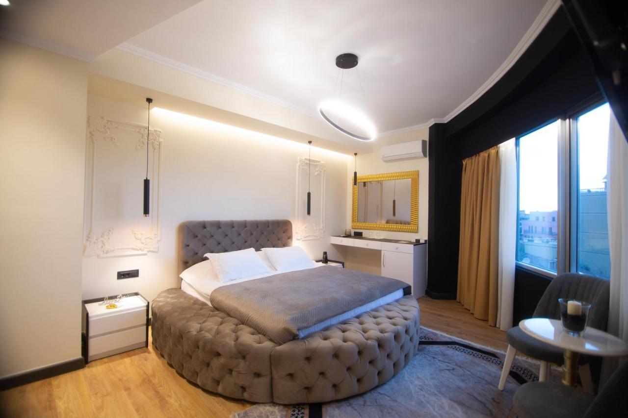 Sky View Hotel 科尔察 外观 照片